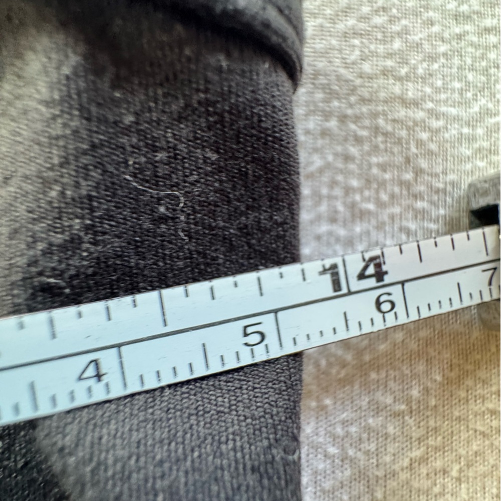 lululemon athletica Women's Black Tank Top - Picture 5 of 5